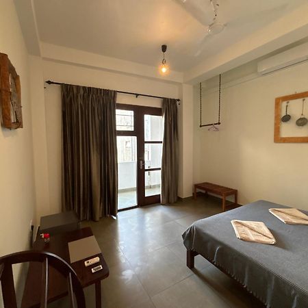 Mirage Beach House At Morava Court Хикадува Екстериор снимка