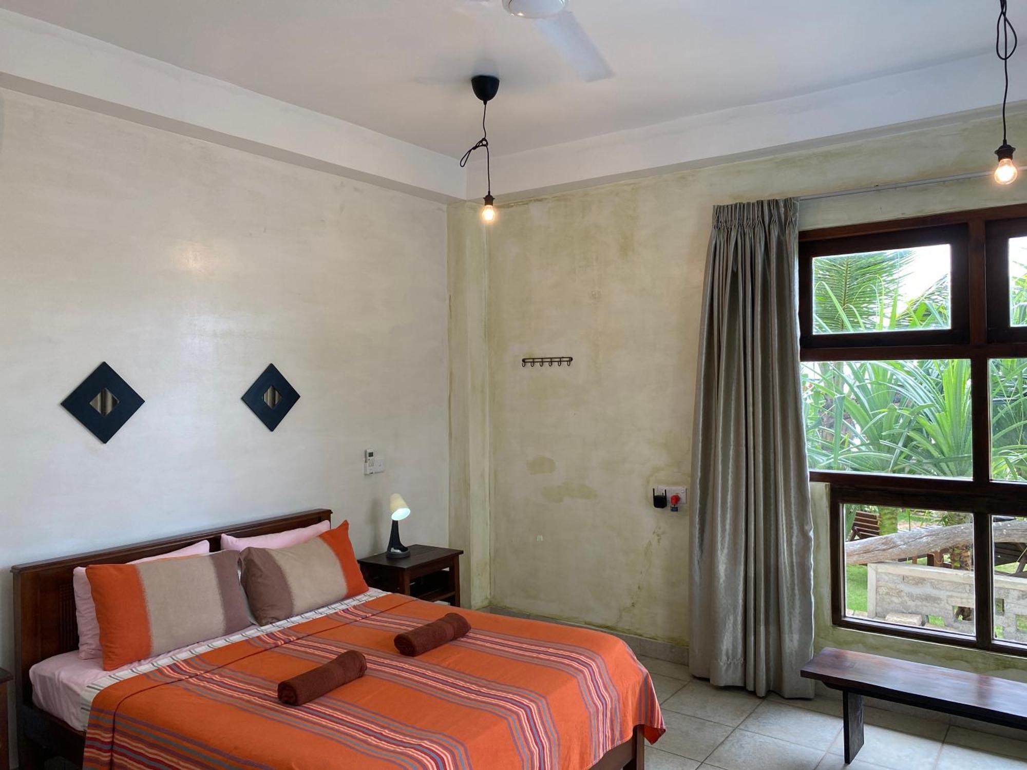 Mirage Beach House At Morava Court Хикадува Екстериор снимка