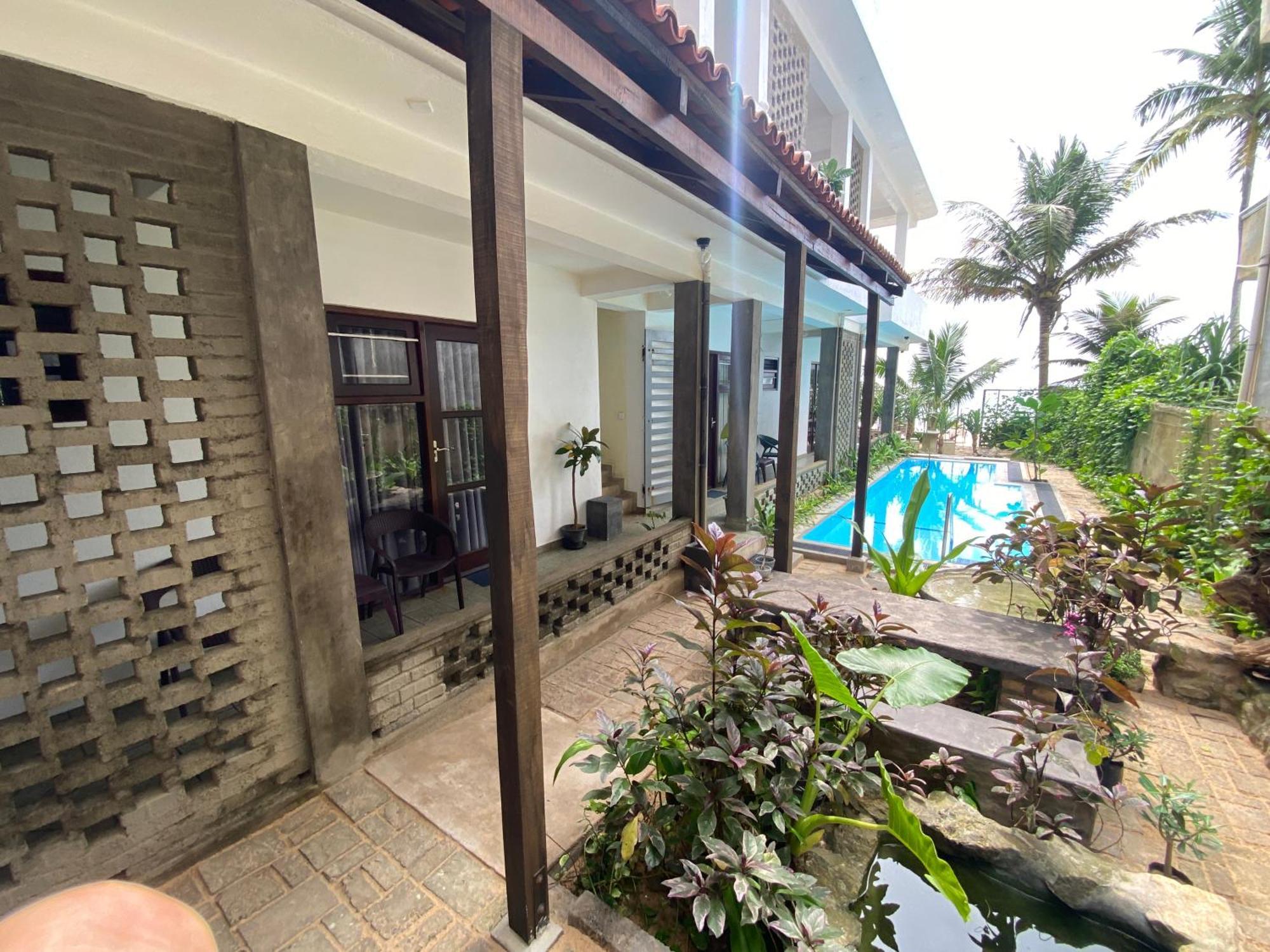 Mirage Beach House At Morava Court Хикадува Екстериор снимка