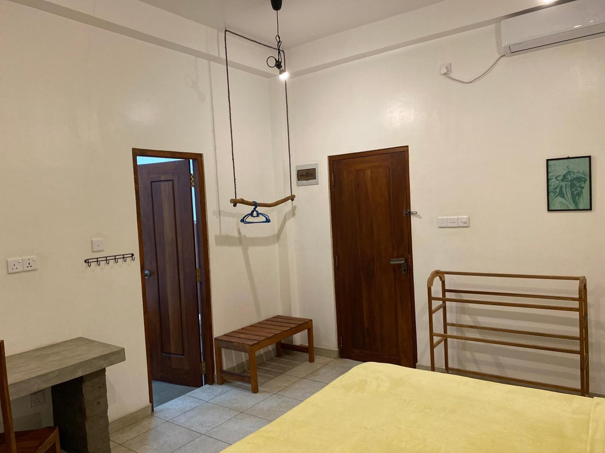Mirage Beach House At Morava Court Хикадува Екстериор снимка