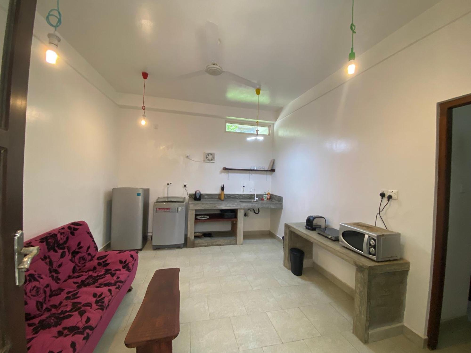 Mirage Beach House At Morava Court Хикадува Екстериор снимка
